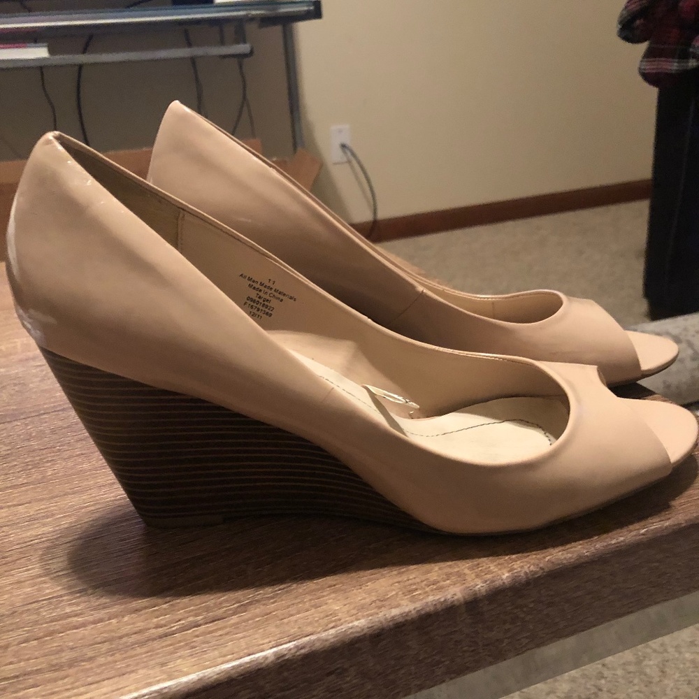 Nude wedge heels